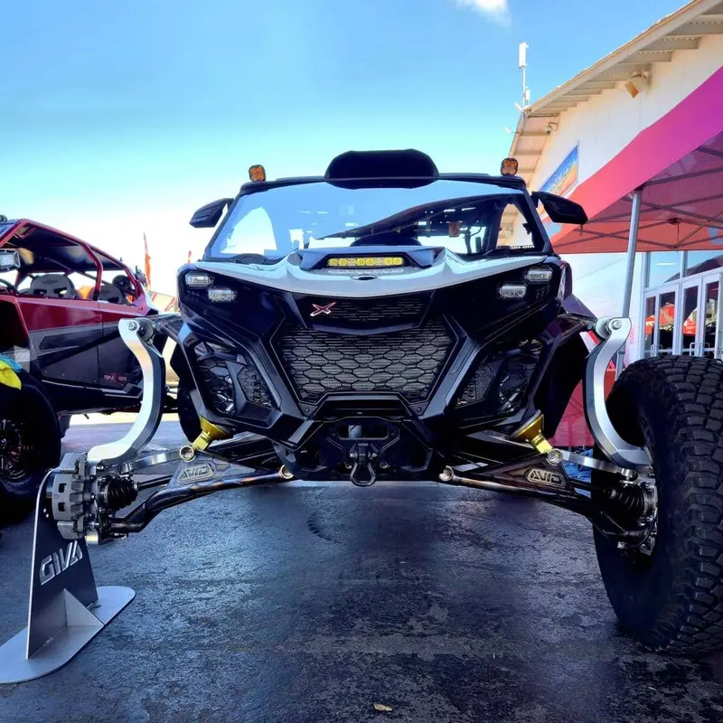 Avid Racing Can-Am Maverick R Race Front Kit 1