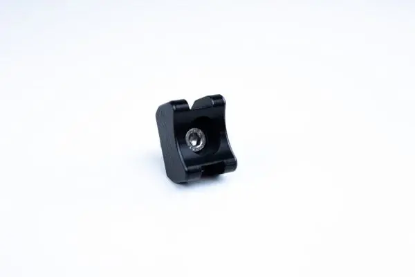 Axia Alloys Universal Mount- Single 8Mm Female Nylock Or Male Bolt 4