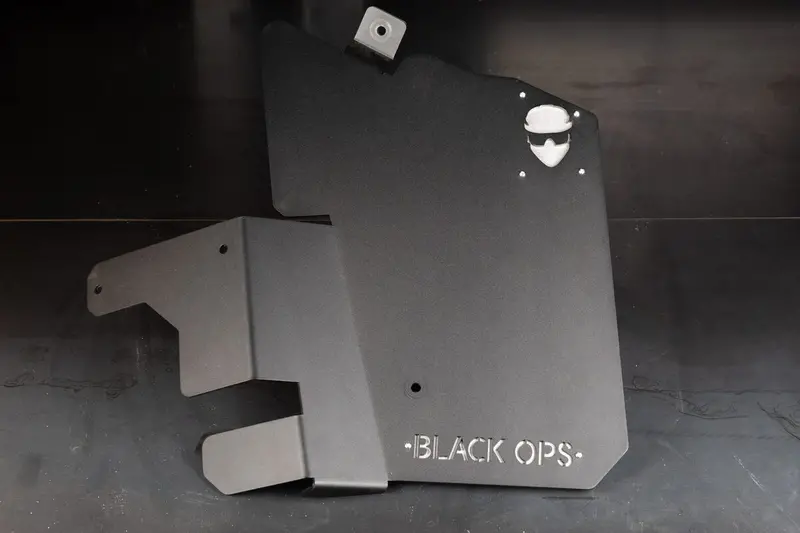 Black Ops Machine Can-Am Maverick R Fender Guards 1