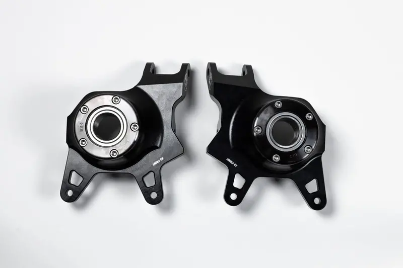 Black Ops Machine Can-Am Maverick X3 Front Knuckles 1