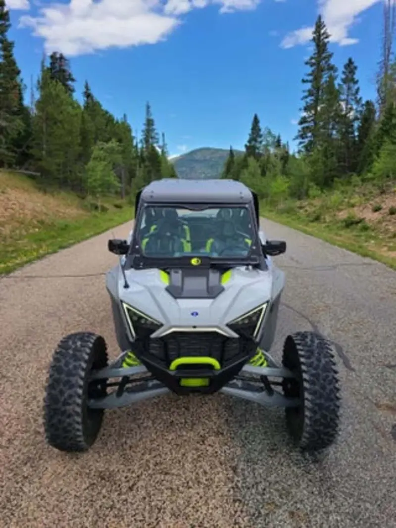 Dirt Warrior Accessories '22+ Polaris Rzr Turbo R Front Windshield 1