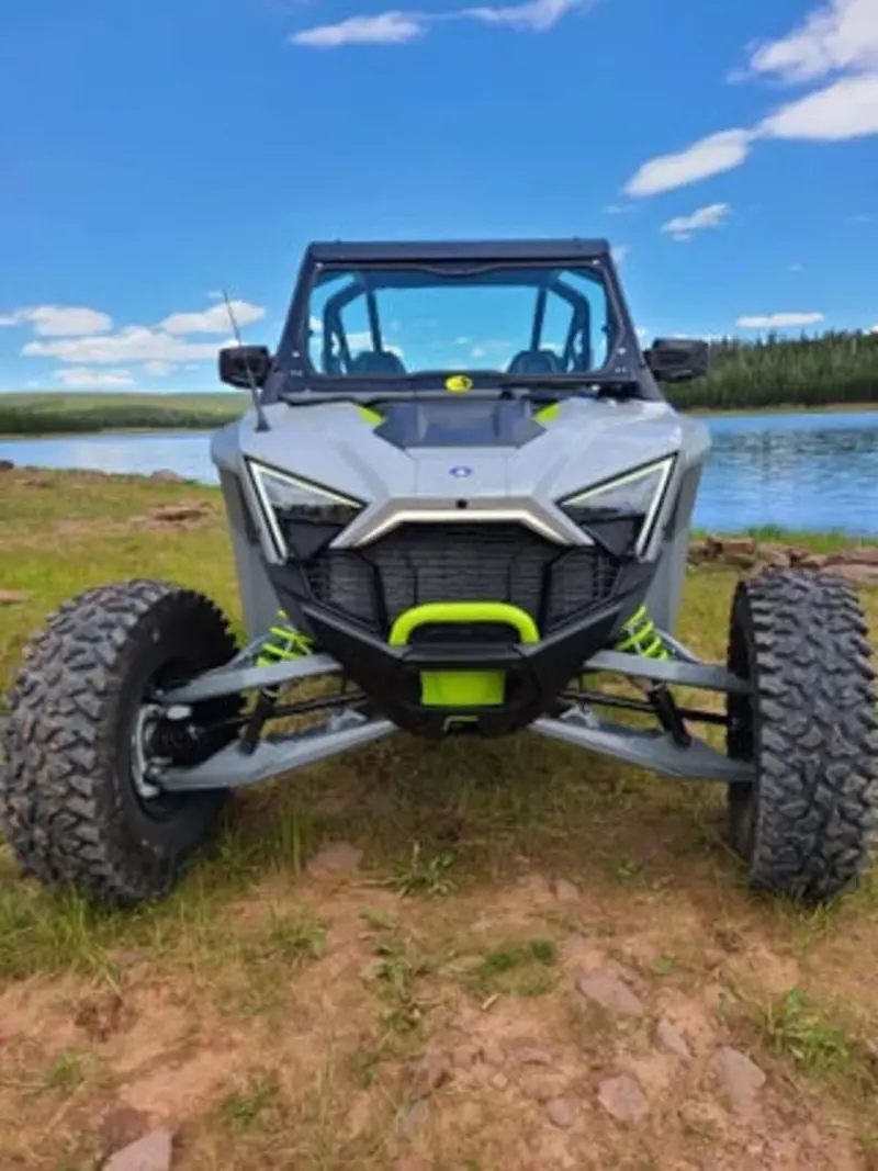 Dirt Warrior Accessories '22+ Polaris Rzr Turbo R Front Windshield 2