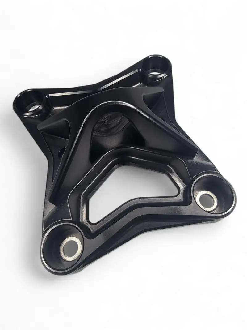 Elektric Offroad '17+ Can-Am Maverick X3 6 Bolt Xl Radius Rod Plate W/ Tow Hook - Black 1