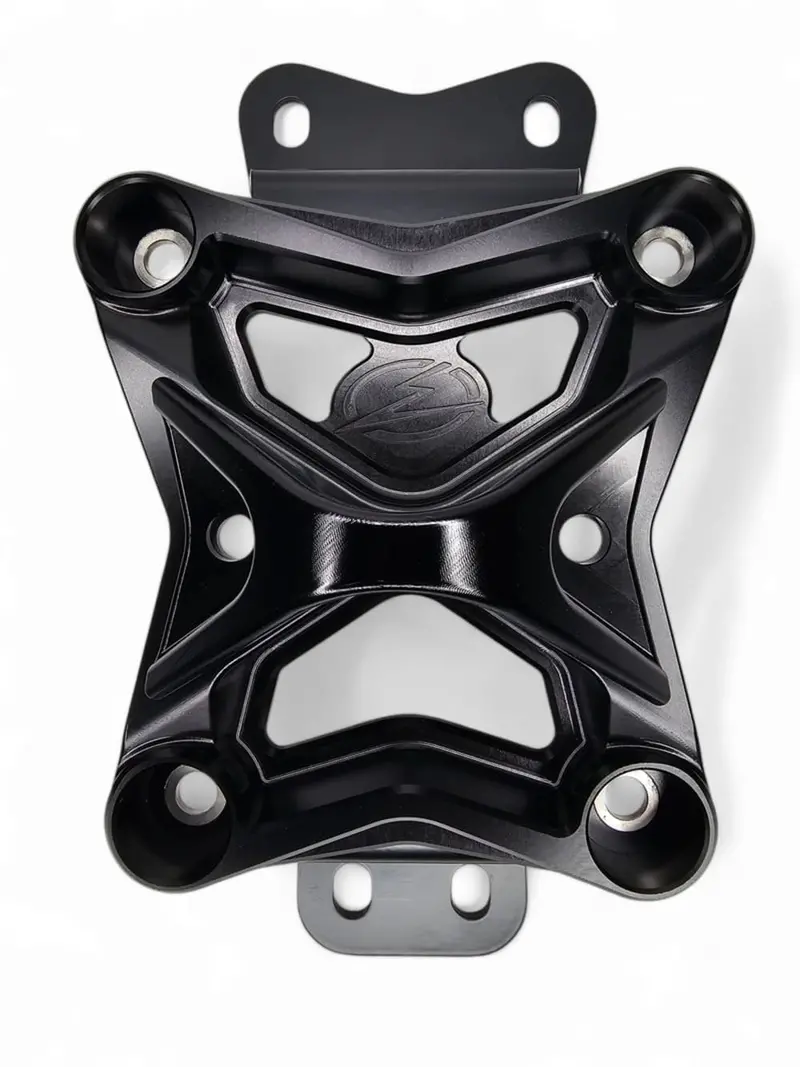 Elektric Offroad '22+ Can-Am Maverick X3 10 Bolt Radius Rod Plate W/ Pull Hook - Black 2
