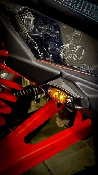 Evotech Motorsports Can-Am X3 Front Marker Lights 3