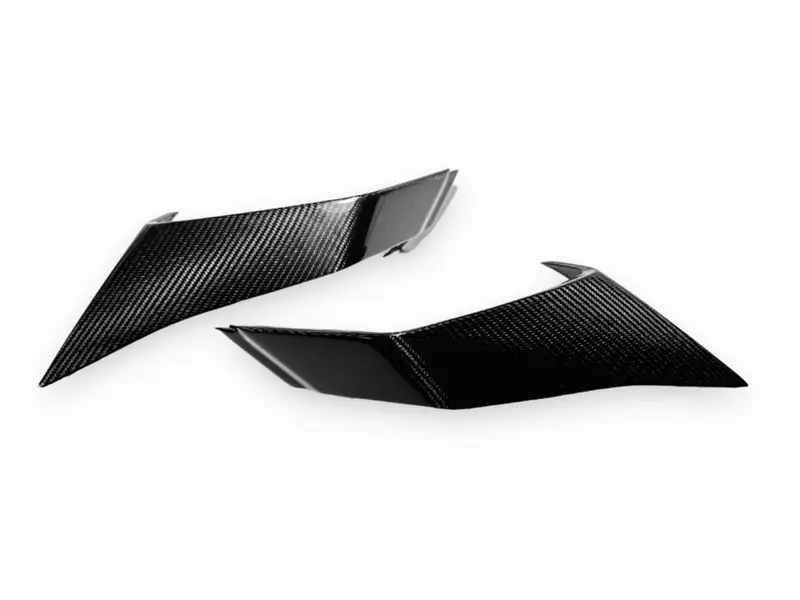 Fourwerx Can-Am Maverick R Carbon Fiber Tail Light Trim Set 1