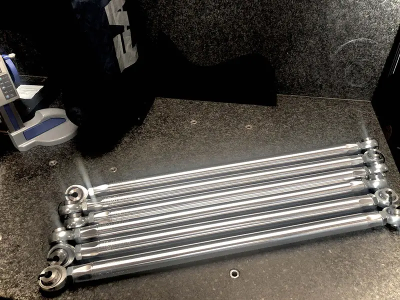 Lm Utv Can-Am Maverick X3 7075 72"/6 Piece Radius Rod Kit 1