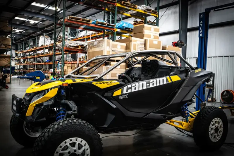 Lsk Can-Am Maverick R 2 Seat Radius Cage 2