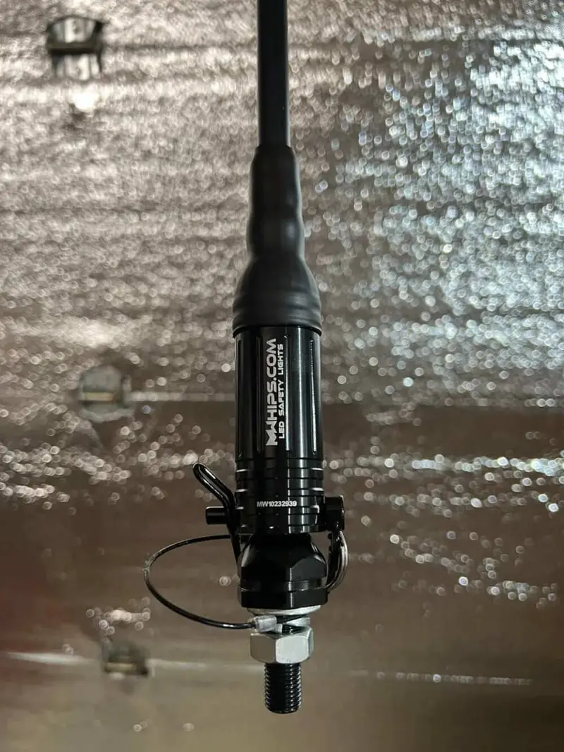 M Whips 4Ft Day Whip - Extra Strength Rod 1