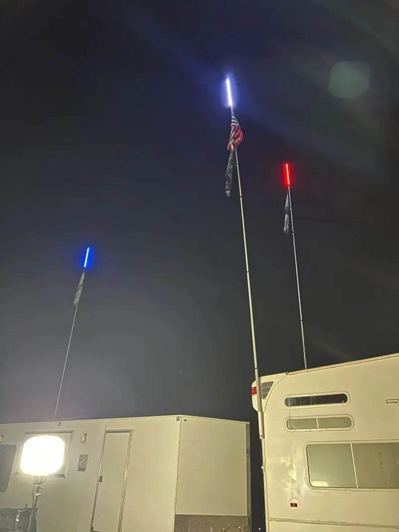 M Whips Complete Single Color Camp Locator Kit 4