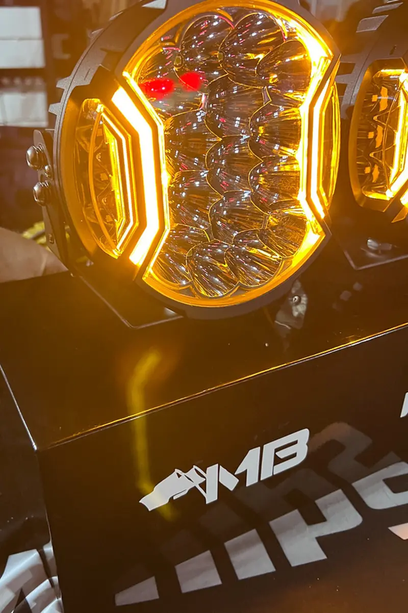Mb Whips Illuminator Pro Wide Shot Pod - Pair 2
