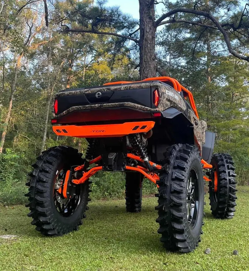 Moorhead Offroad Can-Am Commander 64" Rear A-Arms 1