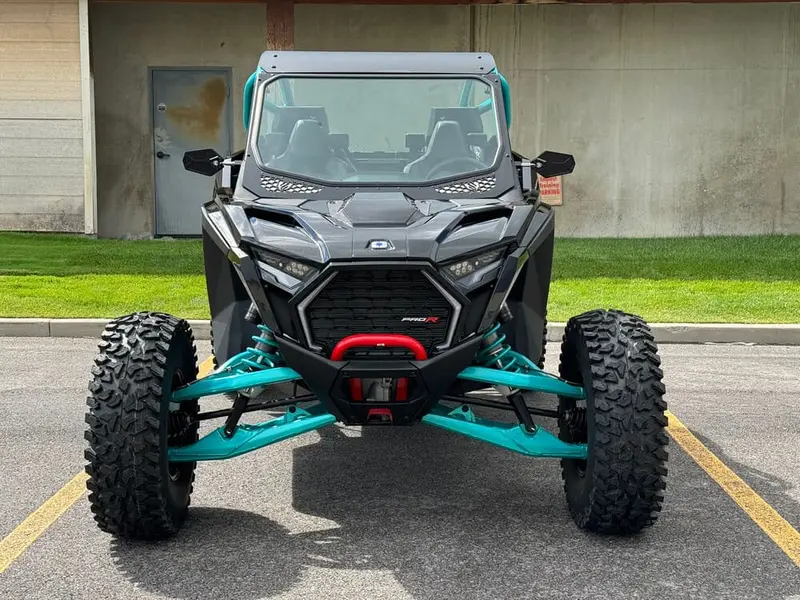 Moto Armor '25+ Polaris Rzr Pro R/S/Xp Glass Windshield 2
