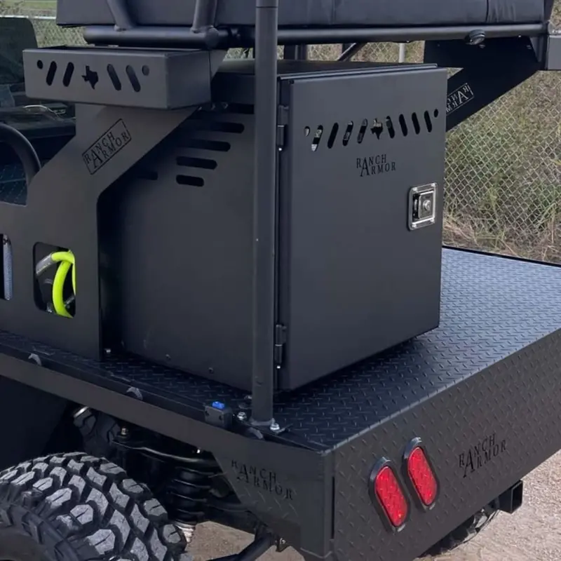 Ranch Armor Aluminum Dog Box 1