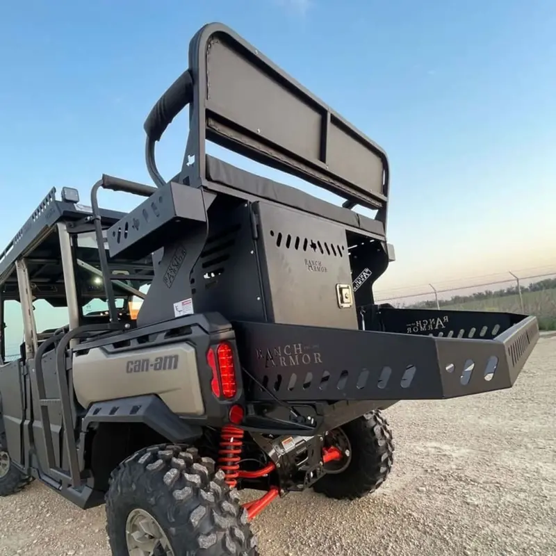Ranch Armor Aluminum Dog Box 2