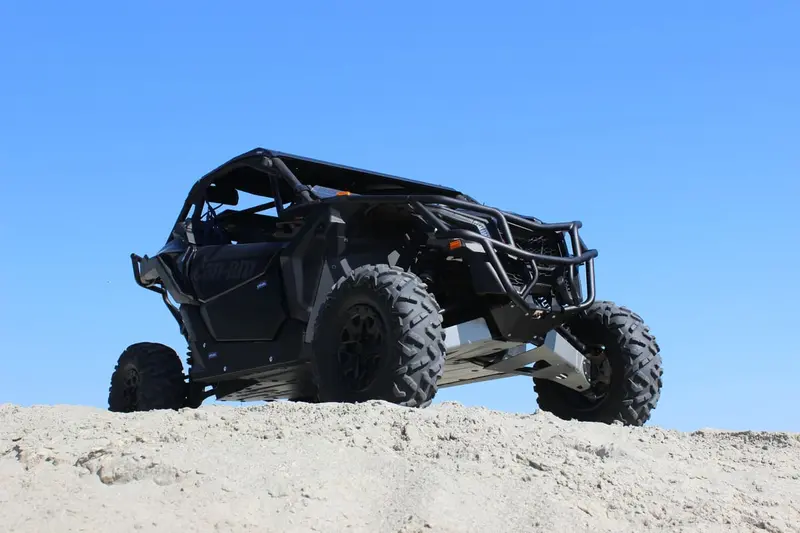 Rival Powersports Can-Am Maverick X3 64'' / 72'' Alloy Central Skid Plate 1