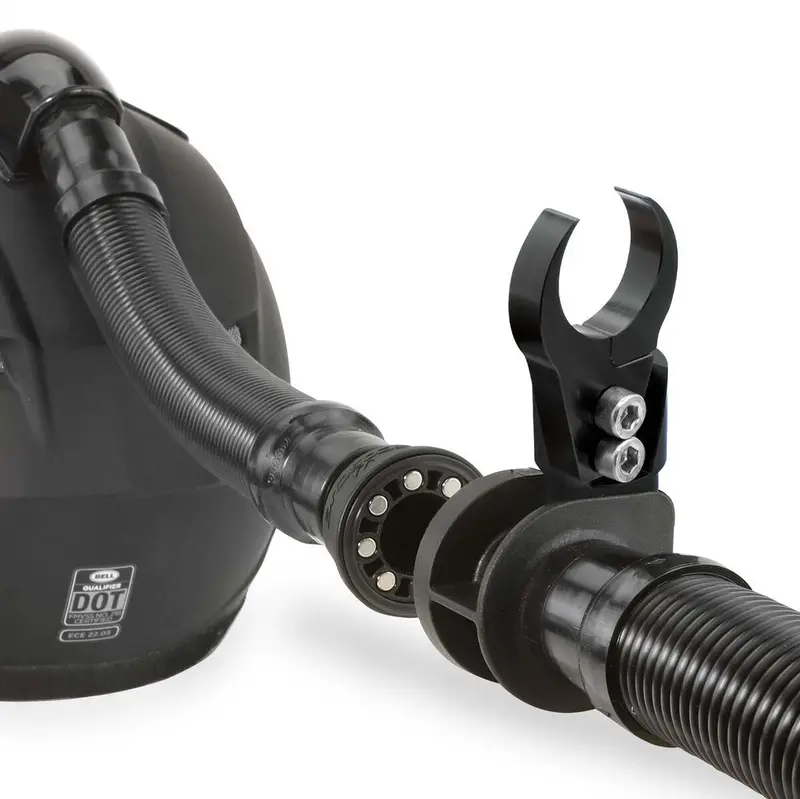 Rugged Radios Mac-Xc Magnetic Quick-Release For Helmet Air Pumper 1