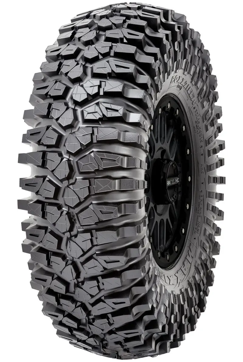 Sedona Black/Machined Split 6 Beadlock & Maxxis Radial Roxxzilla Wheel & Tire Kit 3