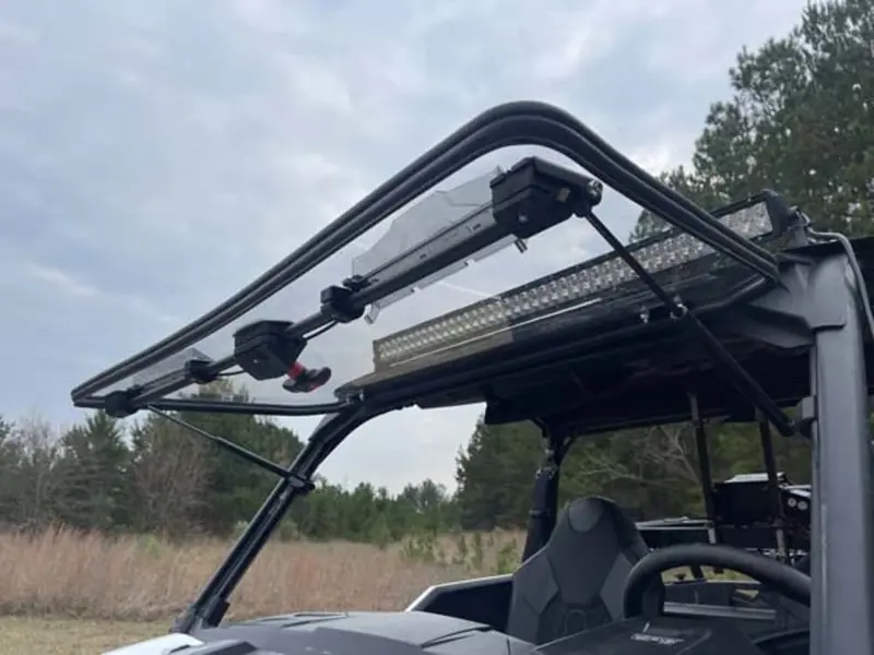 Seizmik '26 Polaris General 1000 Flip-Up Versa-Vent Scratch Resistant Windshield 1