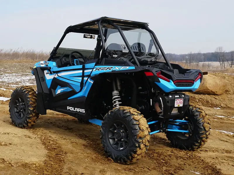 Spike '19-'22 Polaris Rzr Xp 1000 Rear Tinted Windshield With Vent 1