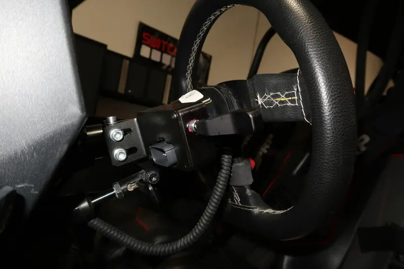 Switch Pros Command-Touch Ct4 Accessory Controller & Turn Signal Kit 1.5" Steering Column 2