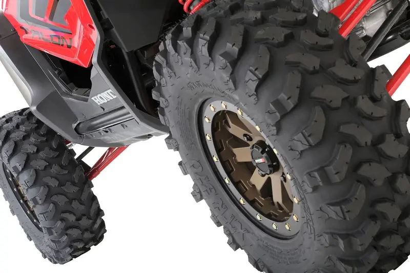 System 3 Black Sb-4 Beadlock & System 3 Offroad Xtr370 Wheel & Tire Kit 5
