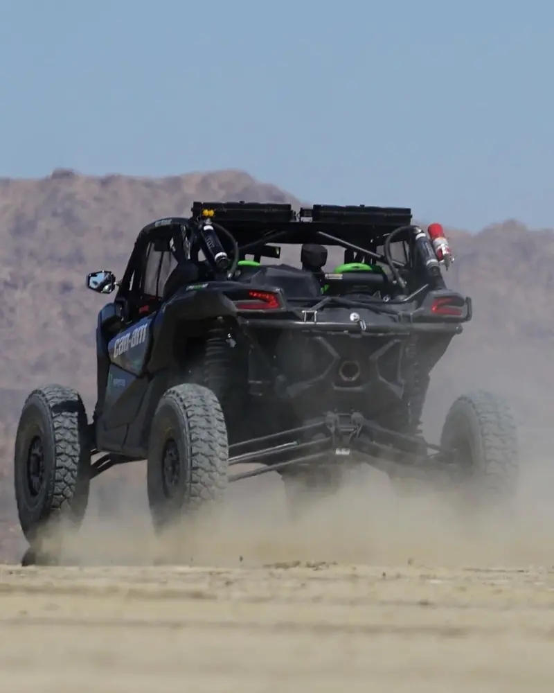 System 3 Machined Sb-7 Beadlock & System 3 Dx440 Offroad Wheel & Tire Kit 8