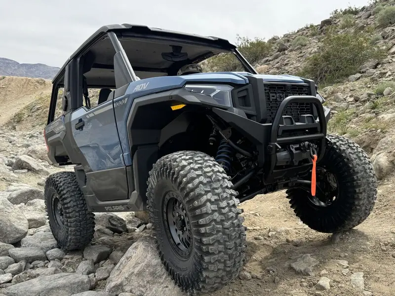 System 3 Matte Brushed Grey Sb-8 Beadlock 5-Lug & System 3 Rc500 10 Ply Rock Crawler Wheel & Tire Kit 8