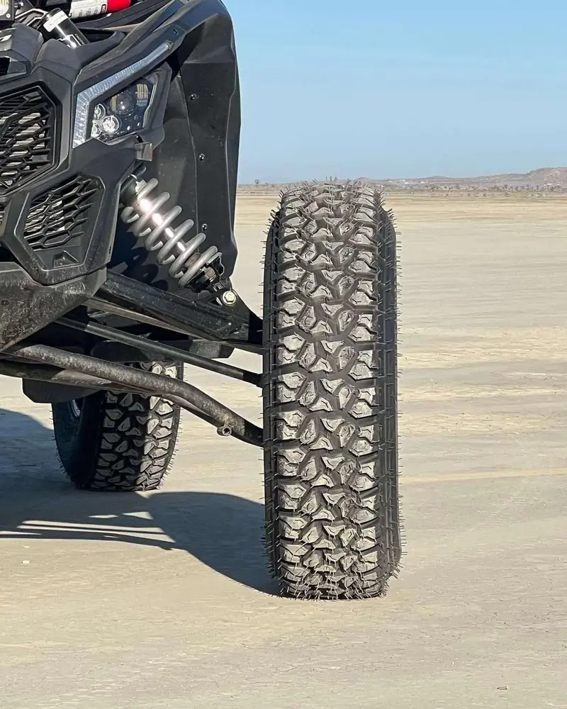 System 3 Matte Gunmetal Sb-5 Beadlock & System 3 Dx440 Offroad Wheel & Tire Kit 7