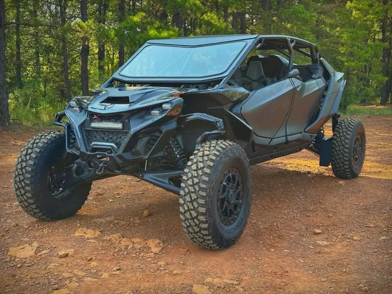 Thumper Fab Can-Am Maverick R Max 4-Seat Roll Cage 1