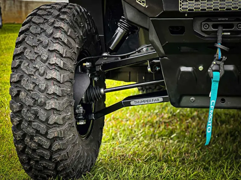 Thumper Fab Cf Moto Uforce U10 Pro Front Forward Control Arms - Non-Installed 1