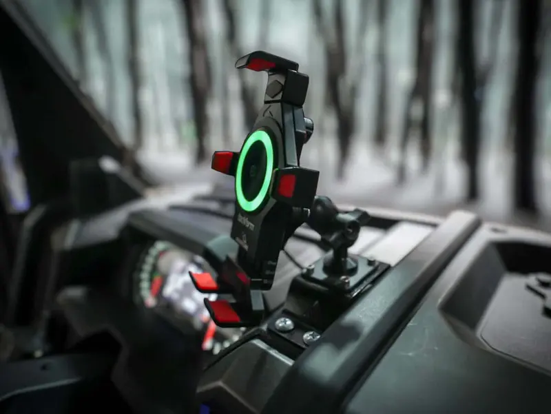 Thumper Fab Polaris Xpedition Dash Phone Mount 1