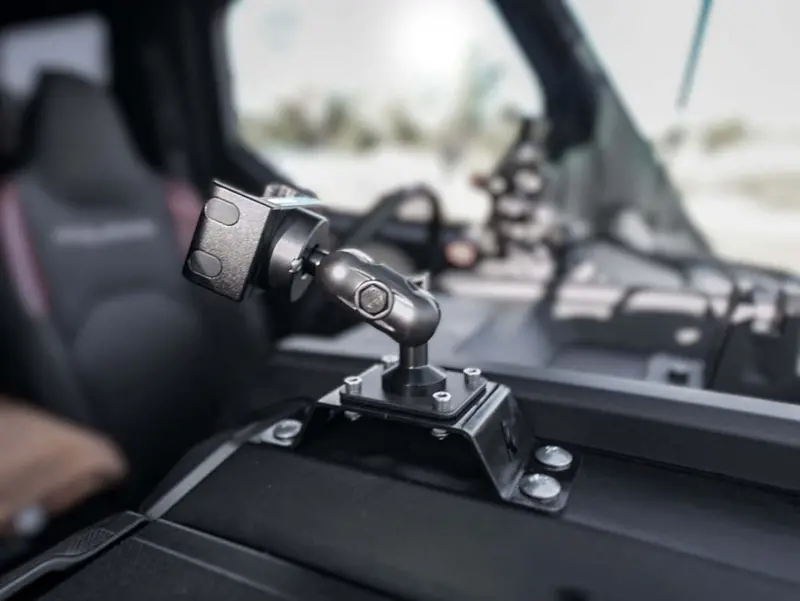 Thumper Fab Polaris Xpedition Dash Phone Mount 2