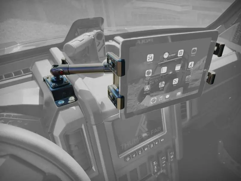 Thumper Fab Polaris Xpedition Tablet Dash Mount 1