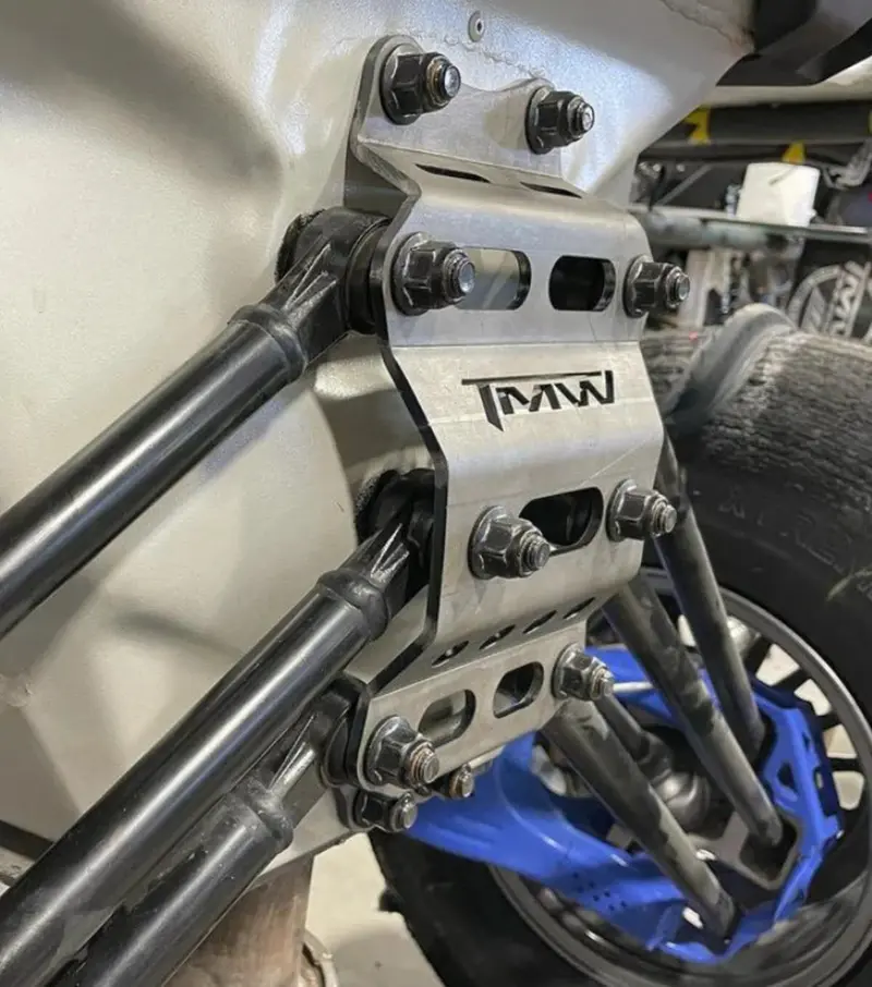 Tmw '22-'24 Can-Am Maverick X3 Rear Radius Rod Gusset Plate 1