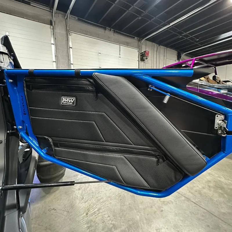 Tmw Can-Am Maverick R Door Bags 1