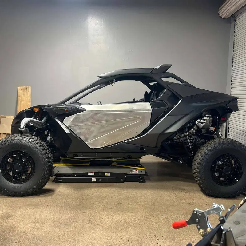 Tmw Can-Am Maverick R Doors 1
