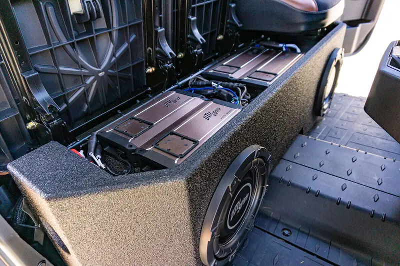 Utv Stereo Can-Am Defender 10” Dual Sub-Woofer Enclosure 2