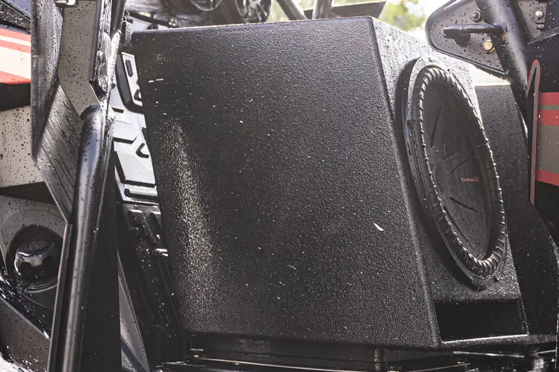 Utv Stereo Vented 15" Seat Replacement Enclosure & 15" Comp-R Kicker Subwoofer 2