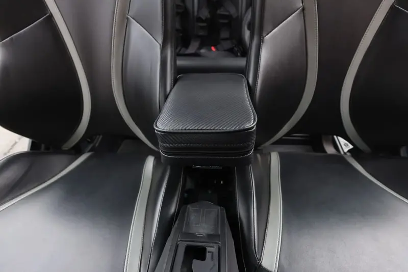 Utvma '18-'24 Can-Am Maverick Sport Armrest W/ Bracket 2