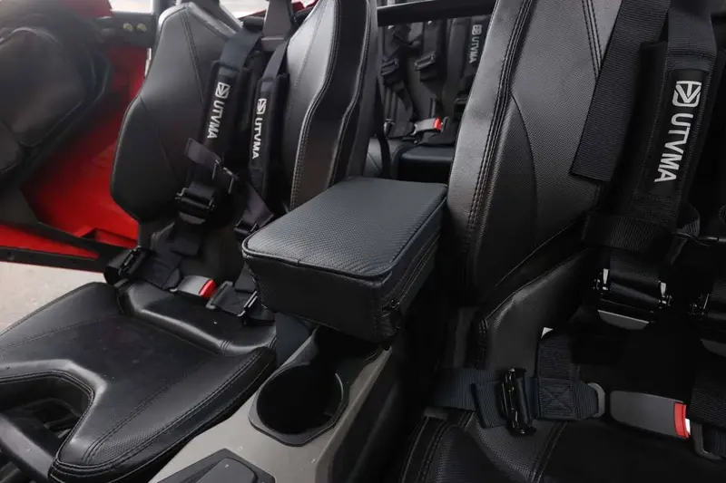 Utvma '20-'25 Polaris Rzr Pro 4 Front Armrest W/ Bracket 1