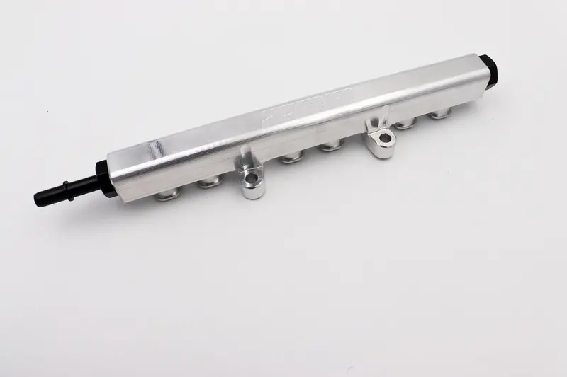 Zrp Can-Am Maverick R Fuel Rail 3